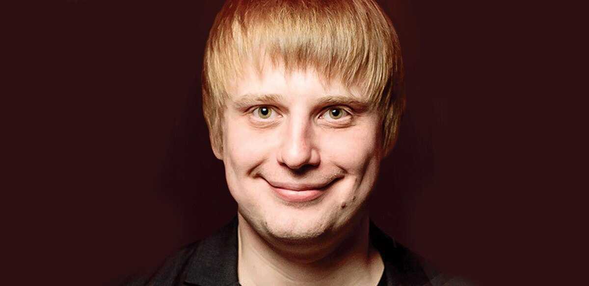 Загадочная девушка славы комиссаренко