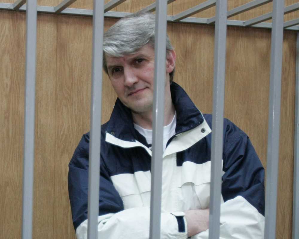 Биография платона лебедева: узник совести или мошенник?
