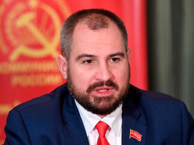Краткая биография сурайкина