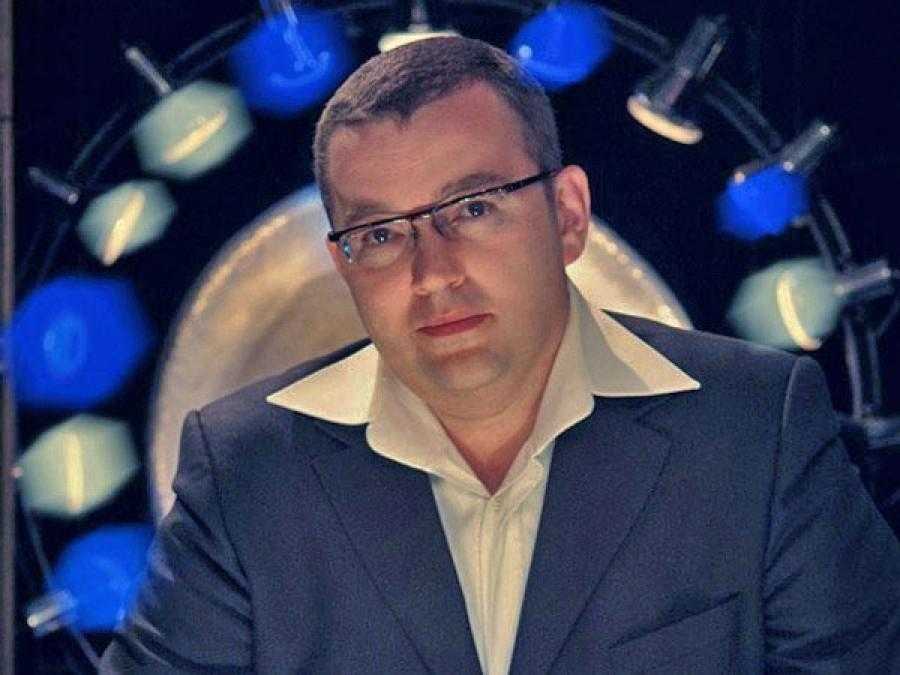 Борис крюк из «что? где? когда?» — крепкий брак и новая жена, которая сильно моложе знатока | rustars.tv | дзен